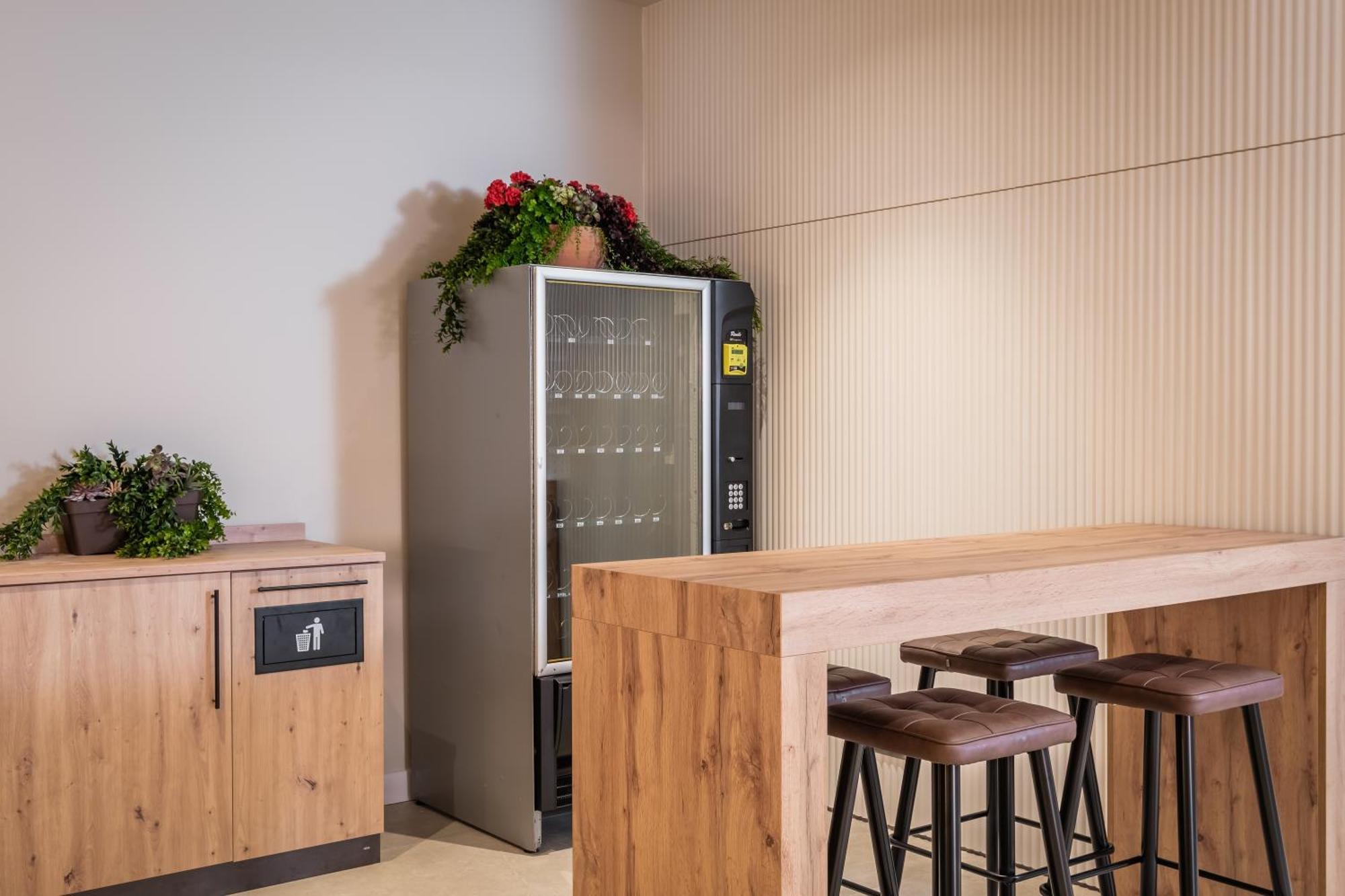 Aerohotel Barcelona Airport 24H El Prat de Llobregat Dış mekan fotoğraf