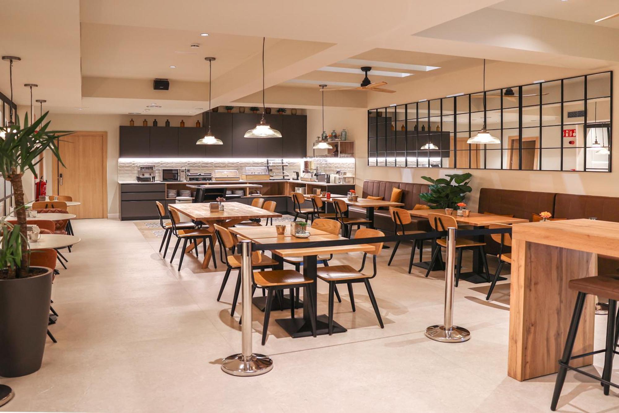 Aerohotel Barcelona Airport 24H El Prat de Llobregat Dış mekan fotoğraf