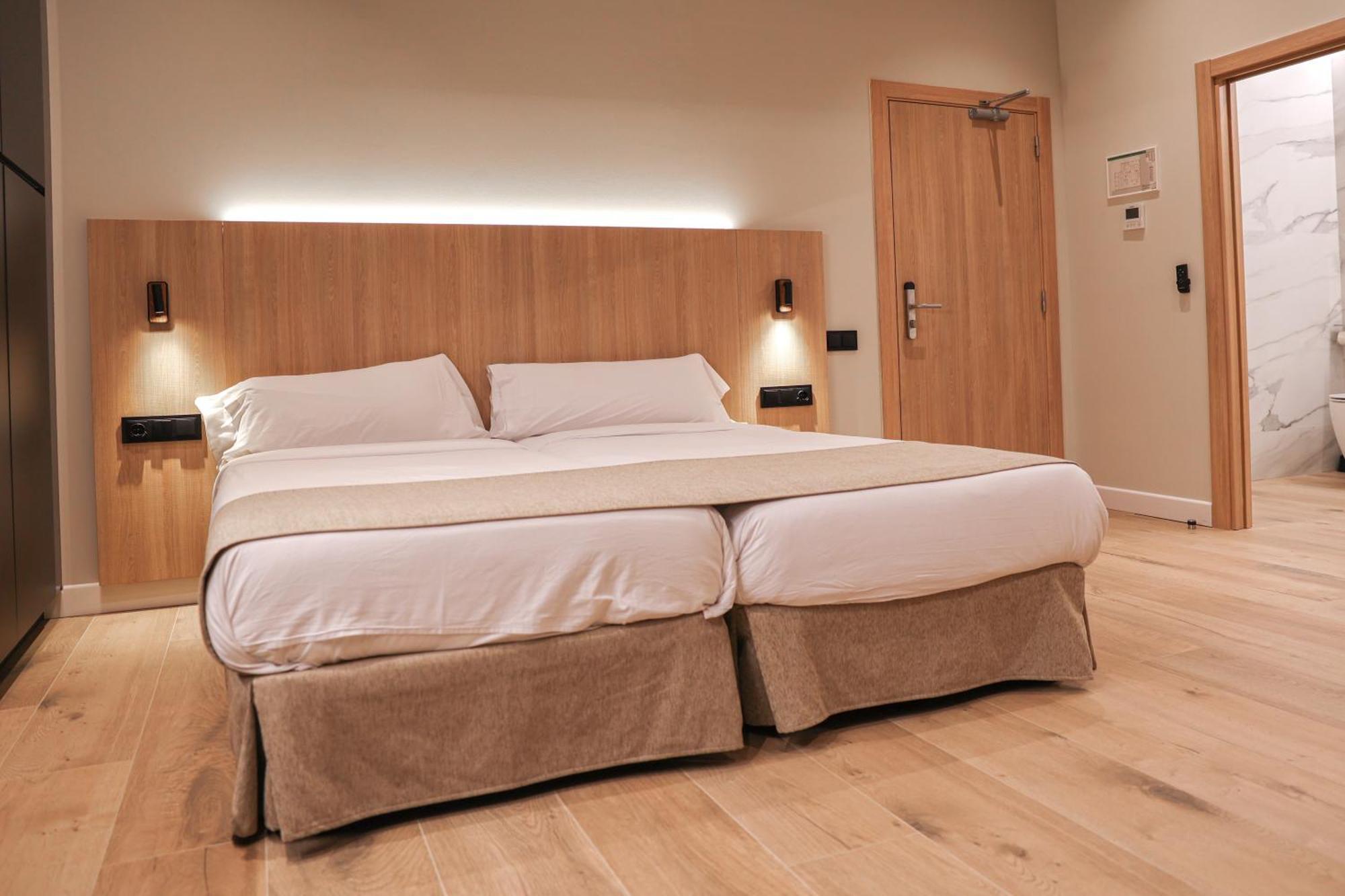 Aerohotel Barcelona Airport 24H El Prat de Llobregat Dış mekan fotoğraf